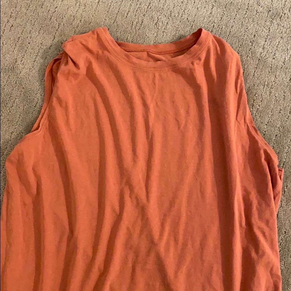 Lululemon tank top